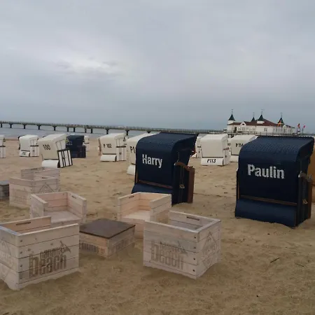 Apartmán Modernes Reetdach-ostseeferienhaus Bella Mare, Insel Usedom Mit Sauna, Kamin & Sonnenterrasse Zirchow