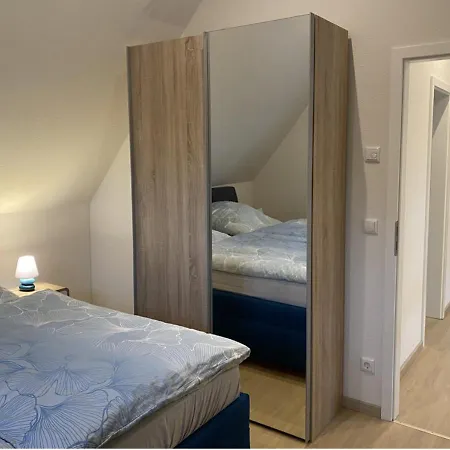 Modernes Reetdach-ostseeferienhaus Bella Mare, Insel Usedom Mit Sauna, Kamin & Sonnenterrasse Zirchow