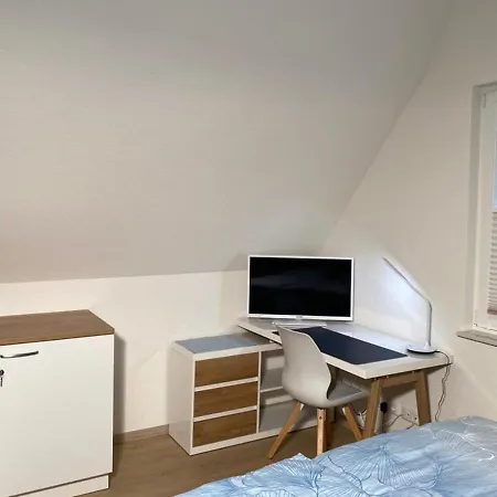 Modernes Reetdach-ostseeferienhaus Bella Mare, Insel Usedom Mit Sauna, Kamin & Sonnenterrasse شقة Zirchow