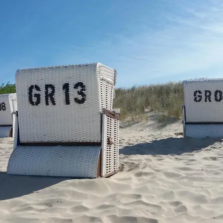 Daire Modernes Reetdach-ostseeferienhaus Bella Mare, Insel Usedom Mit Sauna, Kamin & Sonnenterrasse Zirchow