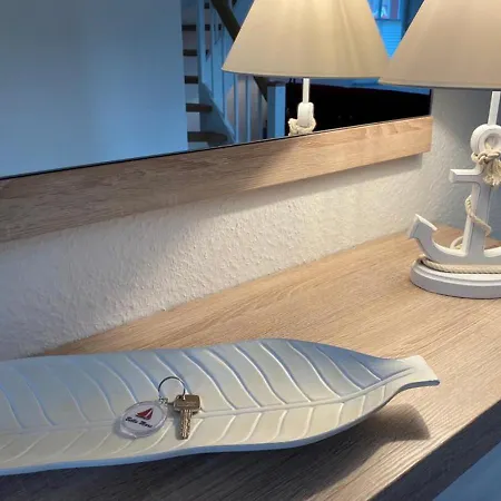 Modernes Reetdach-ostseeferienhaus Bella Mare, Insel Usedom Mit Sauna, Kamin & Sonnenterrasse Apartmán *