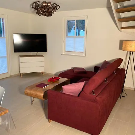 Modernes Reetdach-ostseeferienhaus Bella Mare, Insel Usedom Mit Sauna, Kamin & Sonnenterrasse * Zirchow